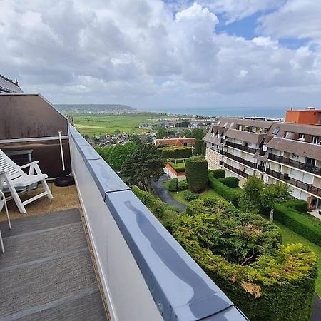 A 10 Minutes A Pieds De La Plage, Residence La Corniche Du Mont Canisy - Traveller Award 2023 Блонвил-сюр-Мер Екстериор снимка