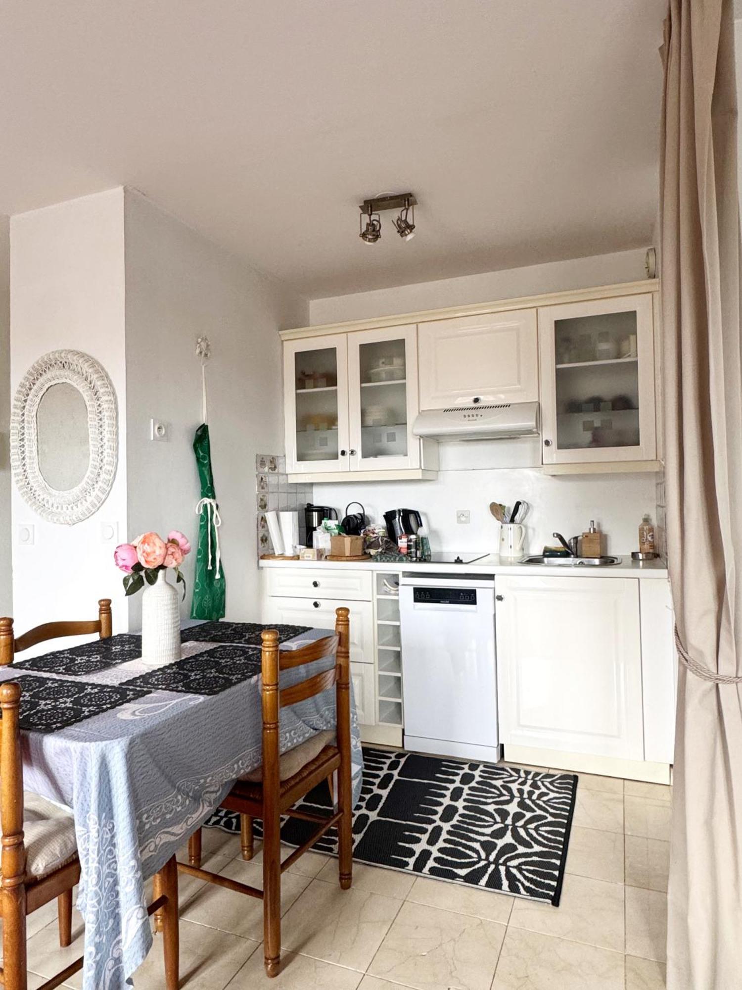 A 10 Minutes A Pieds De La Plage, Residence La Corniche Du Mont Canisy - Traveller Award 2023 Блонвил-сюр-Мер Екстериор снимка